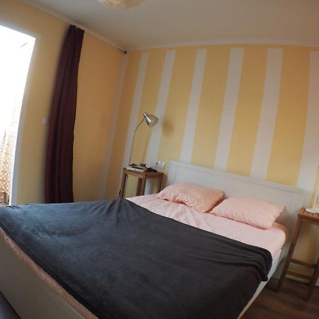 Cosy Appartment W/ Terrace In The Old City Centre マラガ エクステリア 写真